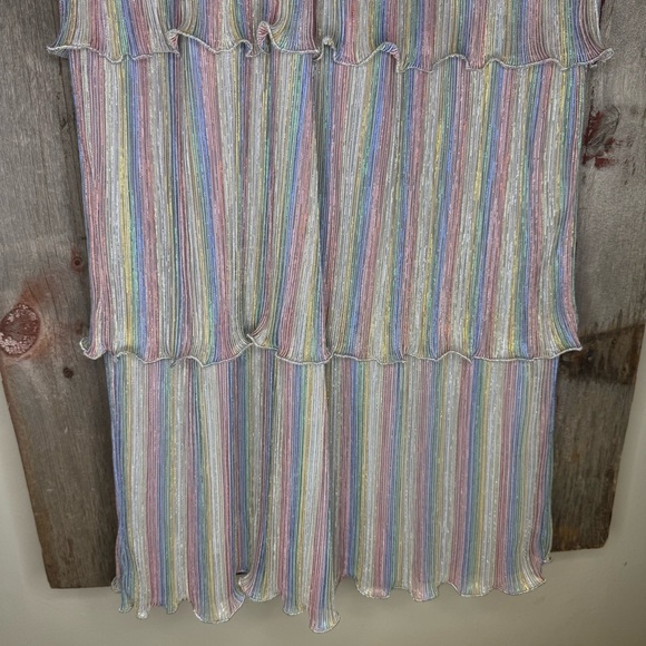 Saylor Lyla Metallic Rainbow Stripe Tiered Cocktail Dress size XS - Picture 6 of 15